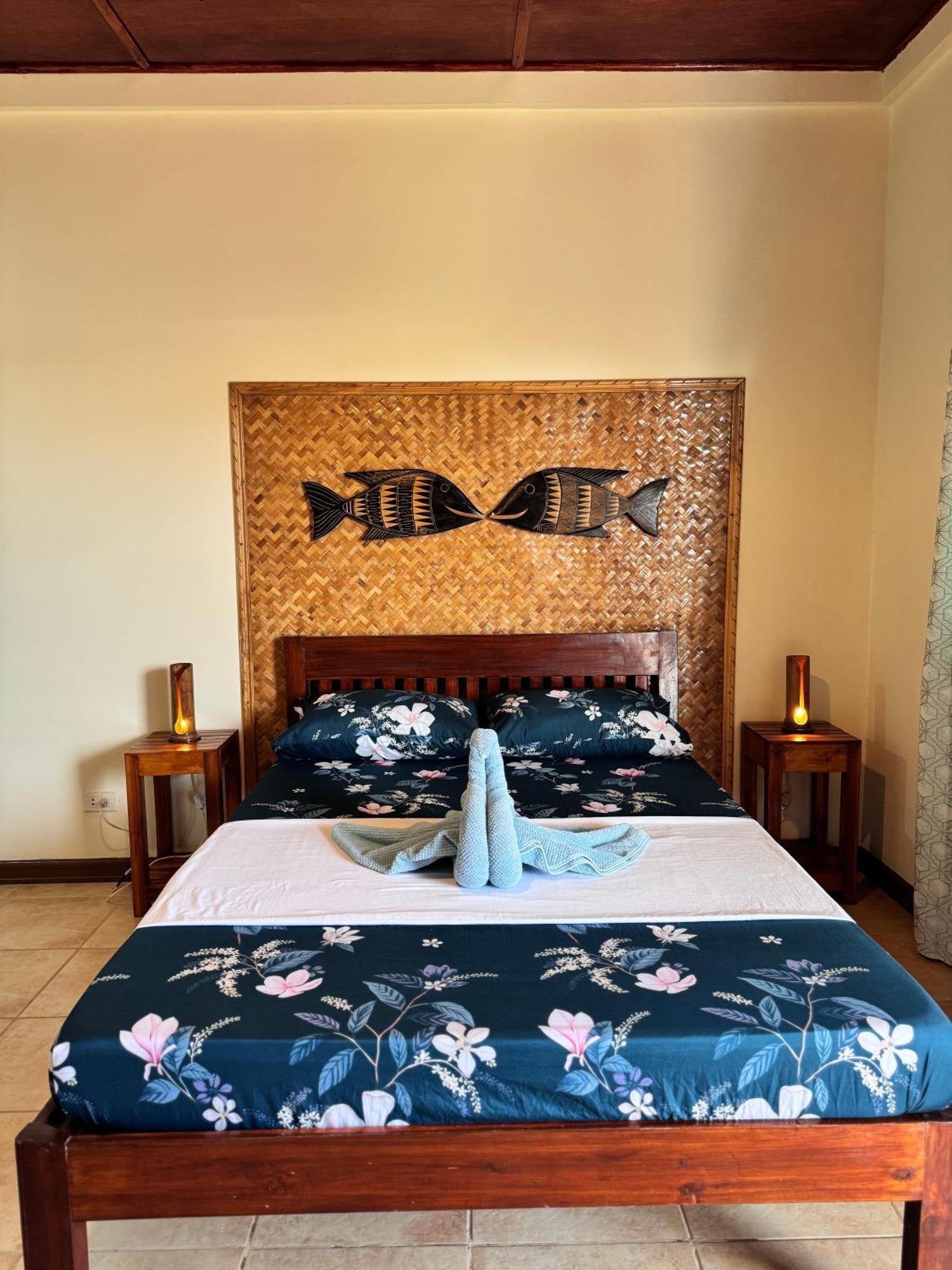 Villa Skanderbeg Guest House بويرتو برينسيسا المظهر الخارجي الصورة
