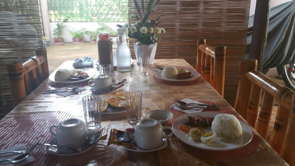 Villa Skanderbeg Guest House بويرتو برينسيسا المظهر الخارجي الصورة