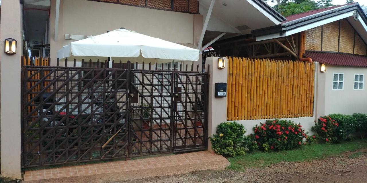 Villa Skanderbeg Guest House بويرتو برينسيسا المظهر الخارجي الصورة